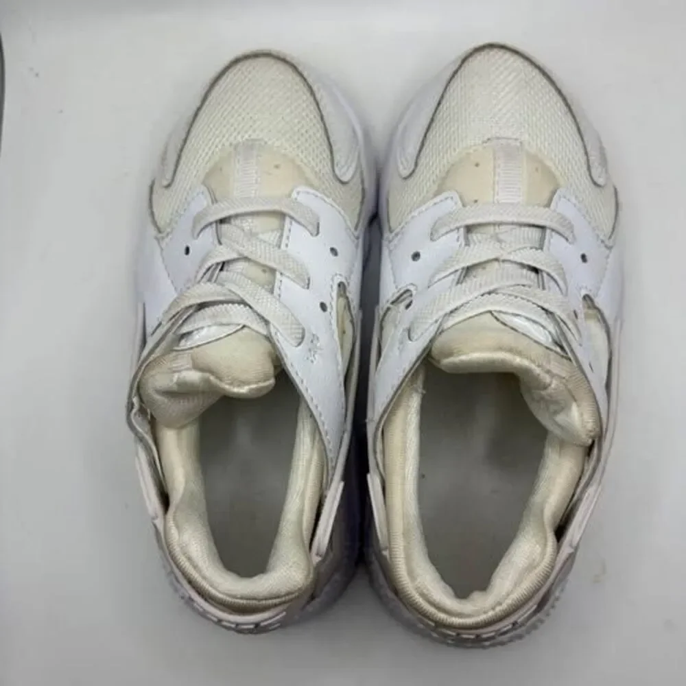 Kids Nike Air Huarache Sneakers Size 10C